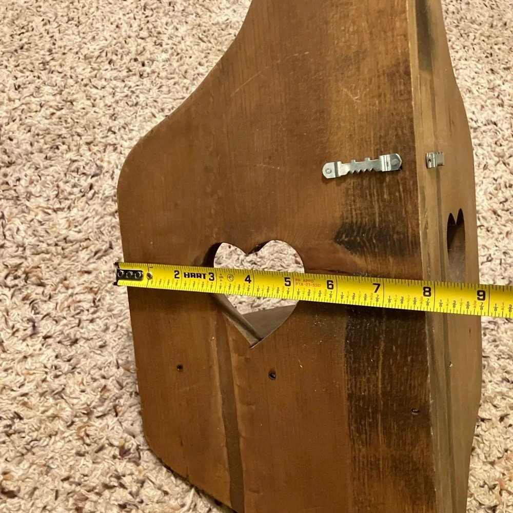VTG‎ 90s Wooden Heart Cutout Corner Wall Shelf Pegs Cottagecore Farmhouse Rustic